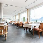 Schoenbuehl & Restaurant Thun Hotel Oberhofen