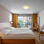 Schoenbuehl & Restaurant Thun 3* Oberhofen