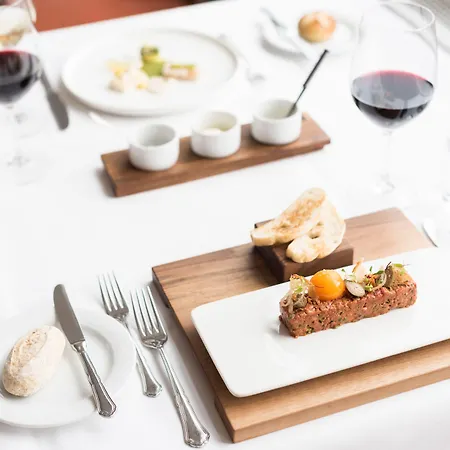 Schoenbuehl & Restaurant Thun 3* 欧伯奥芬