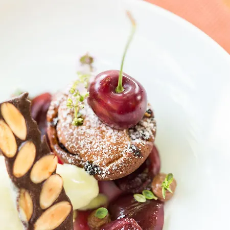 酒店 Schoenbuehl & Restaurant Thun 3*