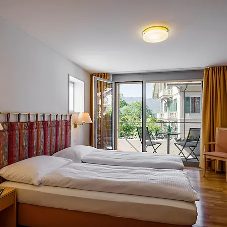 Schoenbuehl & Restaurant Thun 欧伯奥芬