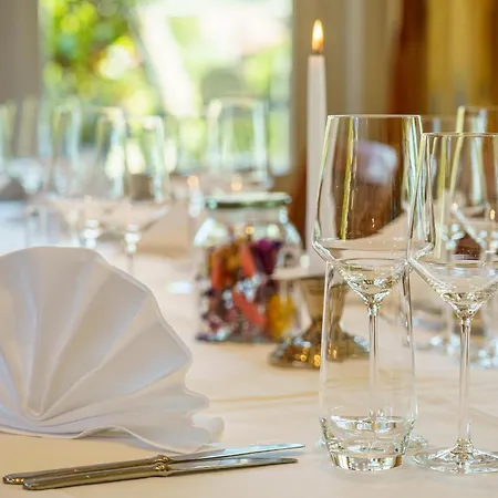 Schoenbuehl & Restaurant Thun 酒店 欧伯奥芬