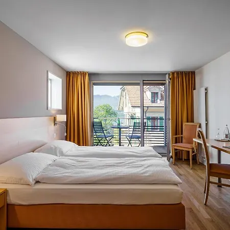 Schoenbuehl & Restaurant 3*