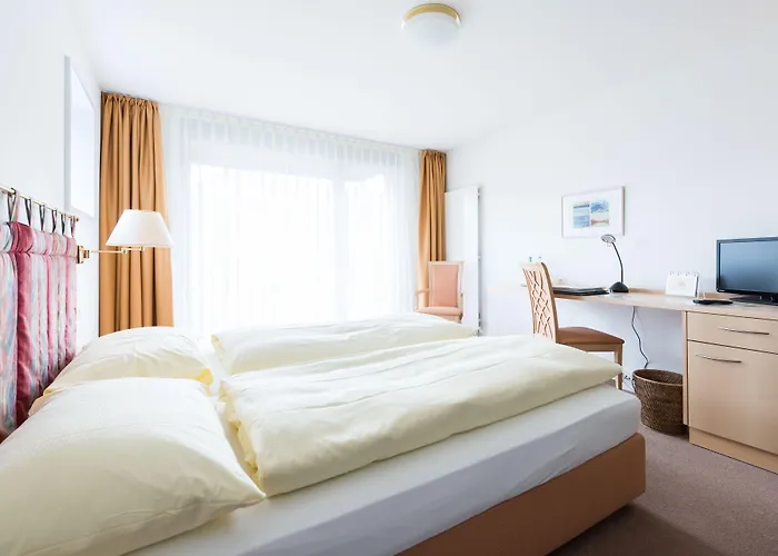 Schoenbuehl & Restaurant Thun Hotel 3*