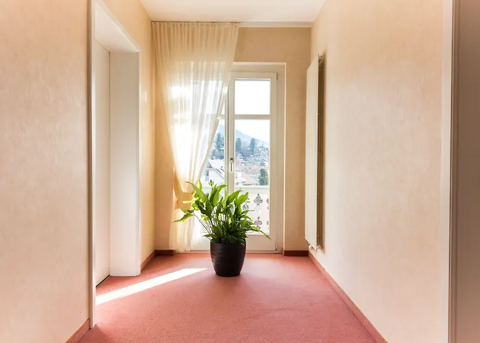 Schoenbuehl & Restaurant Thun اوبرهوفن