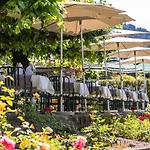Schoenbuehl & Restaurant Thun ホテル オーバーホーフェン