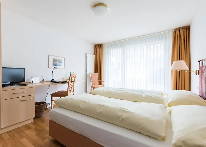 Schoenbuehl & Restaurant Thun Hotel 3*