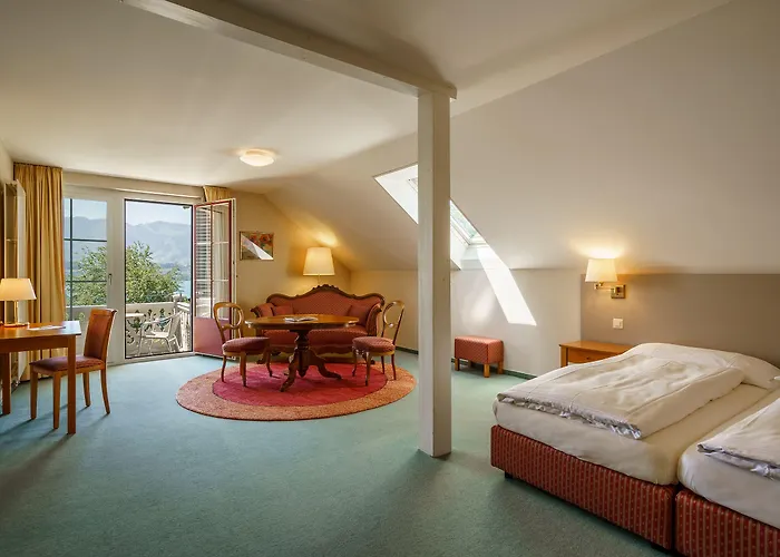 Hotel Schoenbuehl & Restaurant Thun Oberhofen