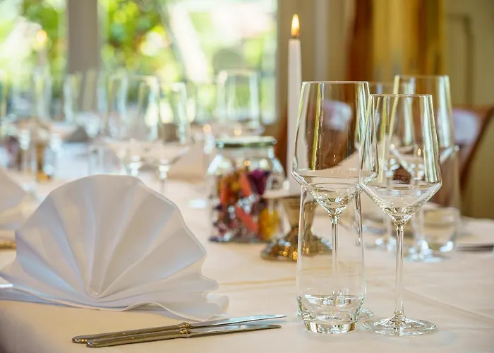 Schoenbuehl & Restaurant Thun Hotel Oberhofen