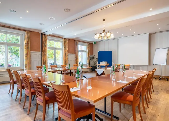 Schoenbuehl & Restaurant Thun Hotel Oberhofen